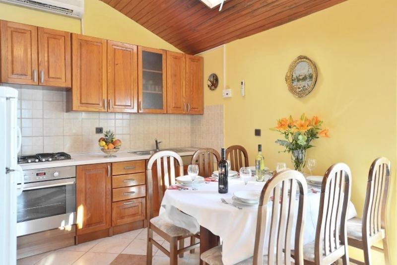 House Rogoznica Villa Lokva Rogoznica Luaran gambar